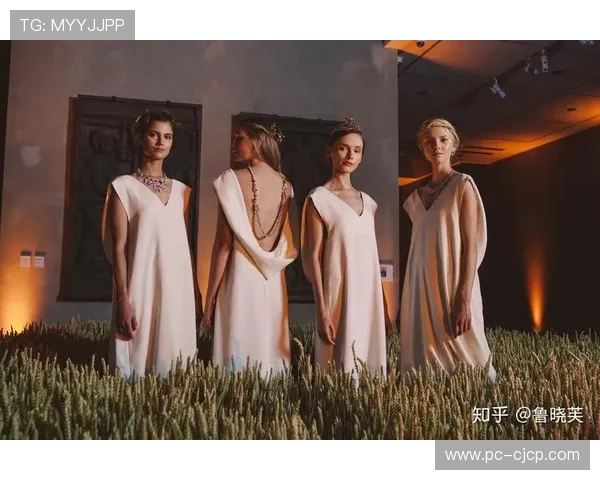 阿什拉夫蹬踏染红后,巴黎十人作战仍组织有效反击 阿什拉夫蹬踏染红后,巴黎十人作战仍组织有效反击